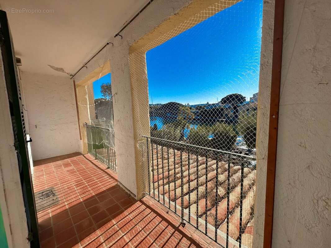 Appartement à GRIMAUD