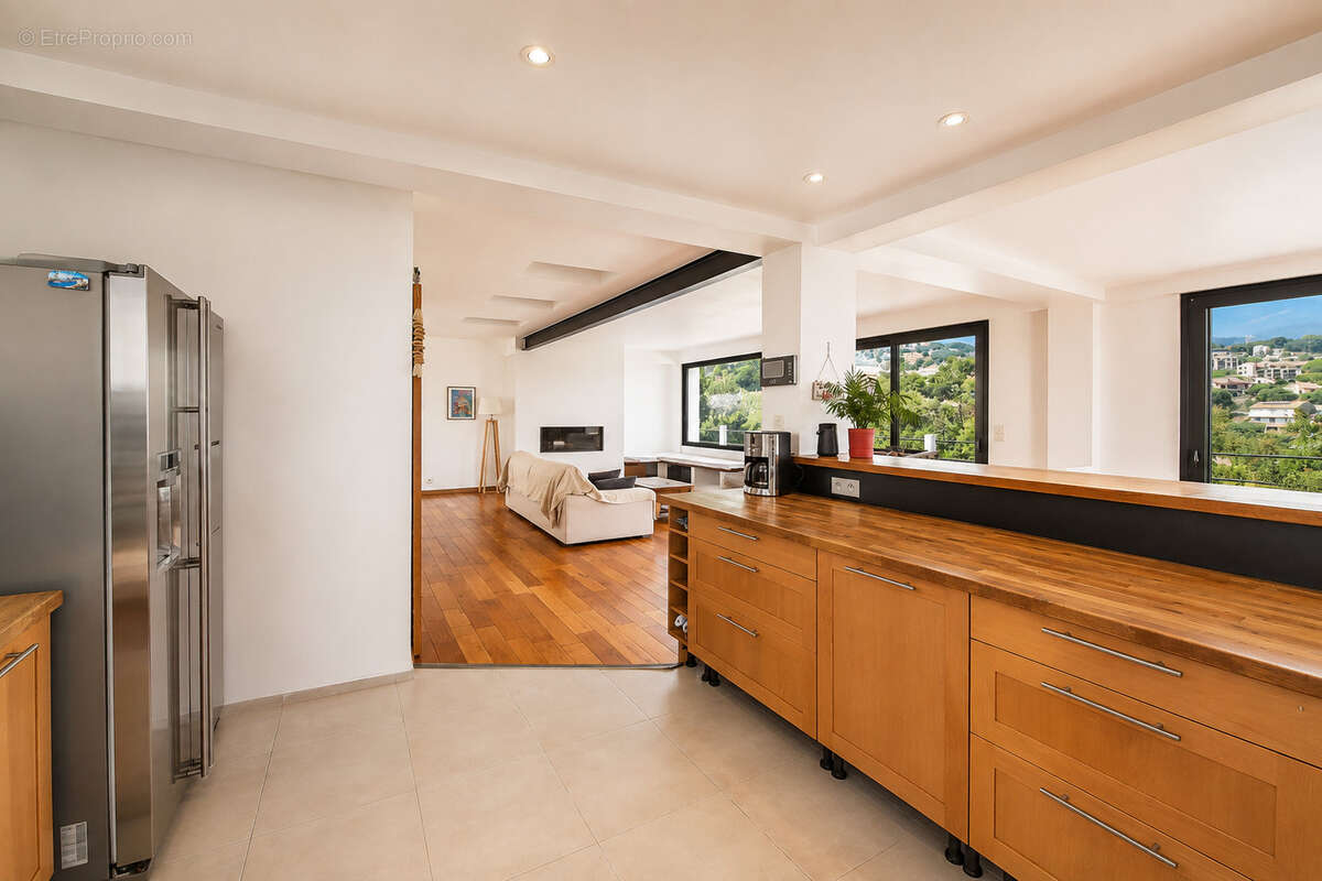 HAUTEURS DE BASTIA: Villa d'architecte avec piscine - photo 4