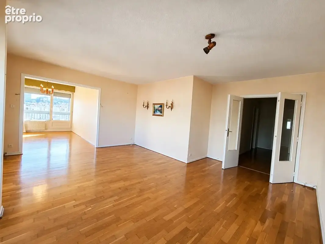 Appartement 7 pièces 133 m² à vendre à Saint-Etienne (42100) - photo 4