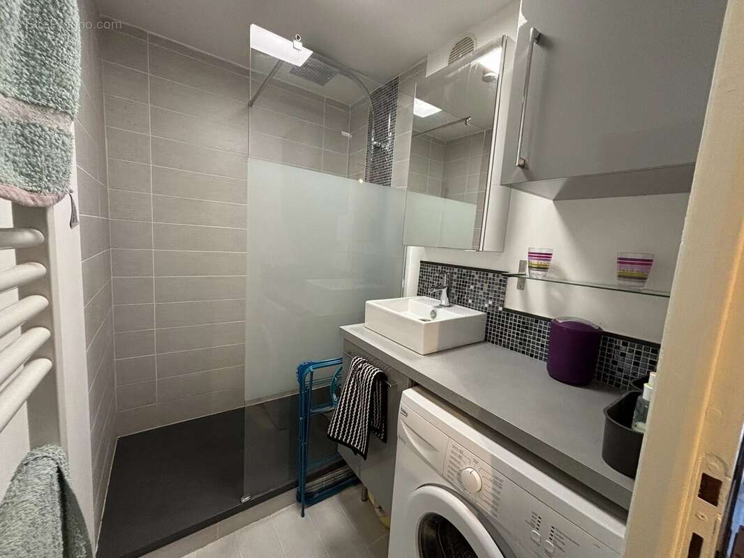 Appartement à MORILLON