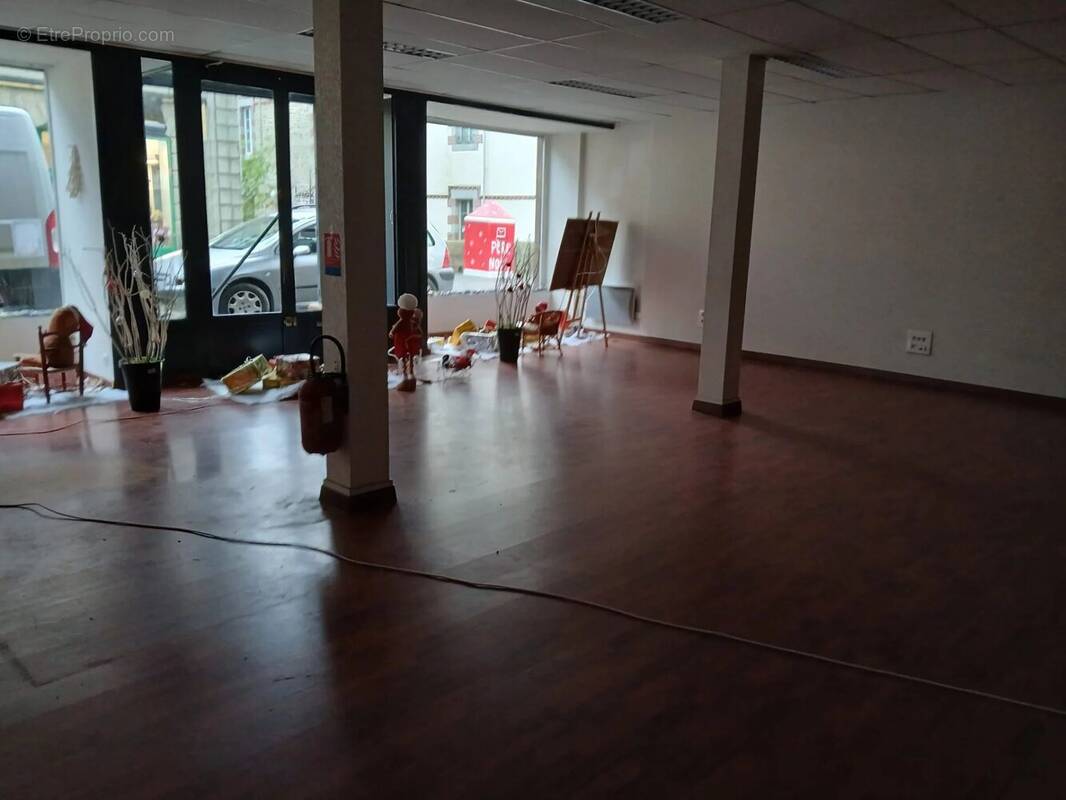 Commerce à GUINGAMP