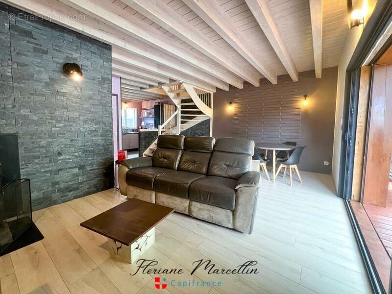 Maison à BONNEVILLE