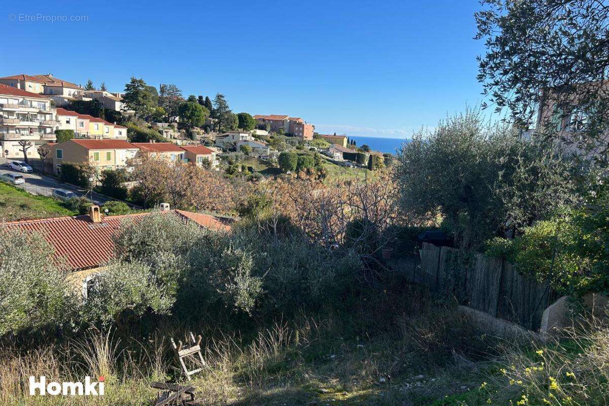 Terrain à NICE