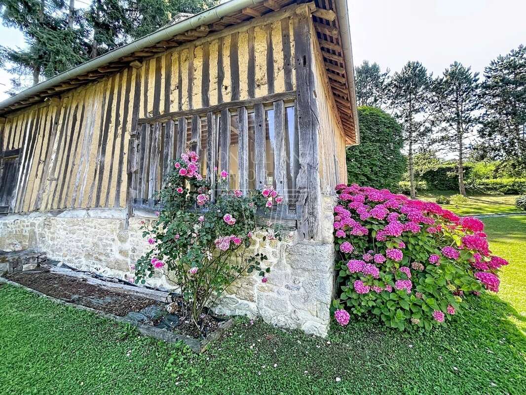 Maison à PONT-L'EVEQUE