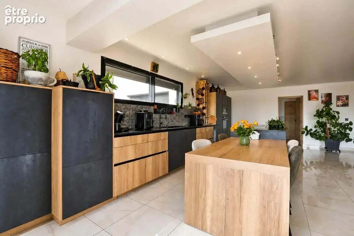 Maison de 8 pièces de 210 m² à Orthez - photo 5