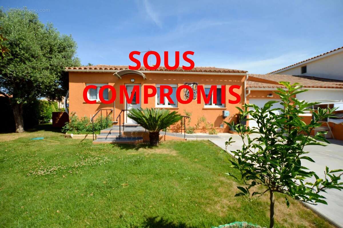 Maison à VALERGUES