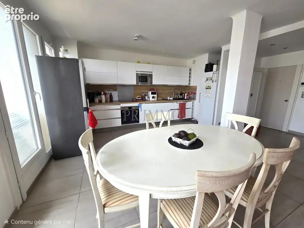 SAINT-RAPHAEL - T3 75m2 + GARAGE Proche Centre ville - photo 5