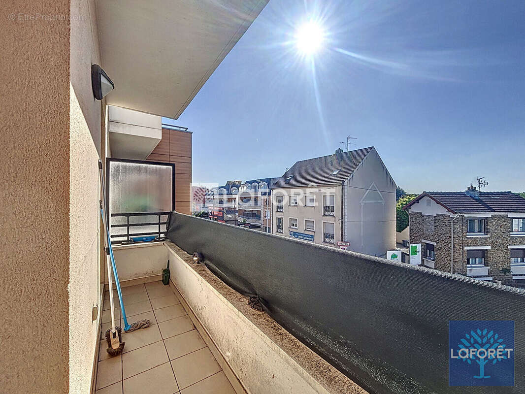 Appartement à VIGNEUX-SUR-SEINE