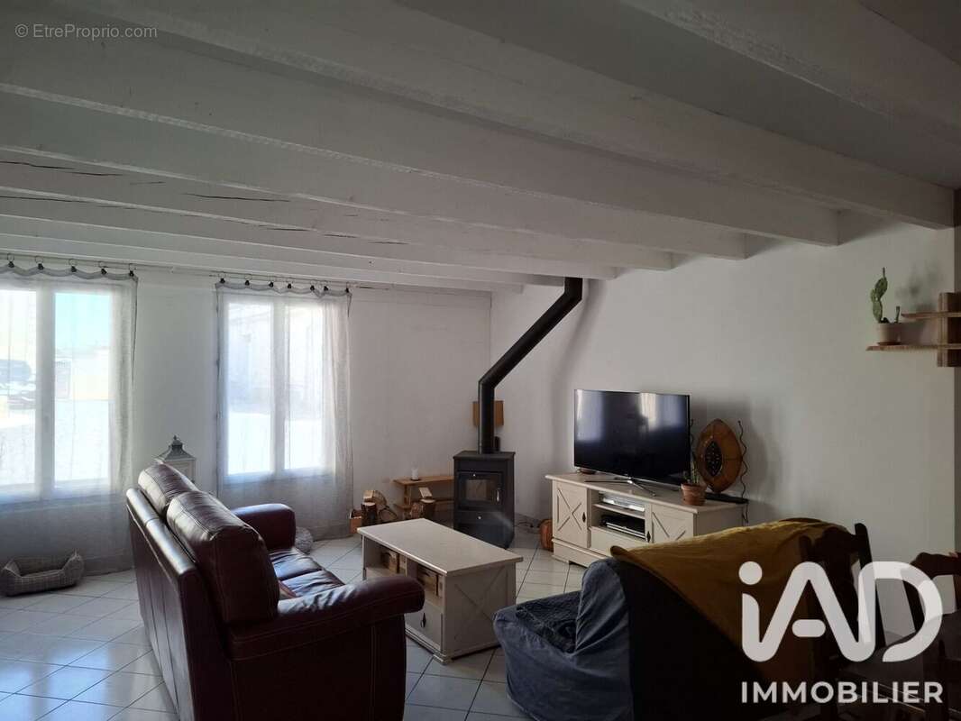 Maison 160 m² à Pas-De-Jeu  - photo 2