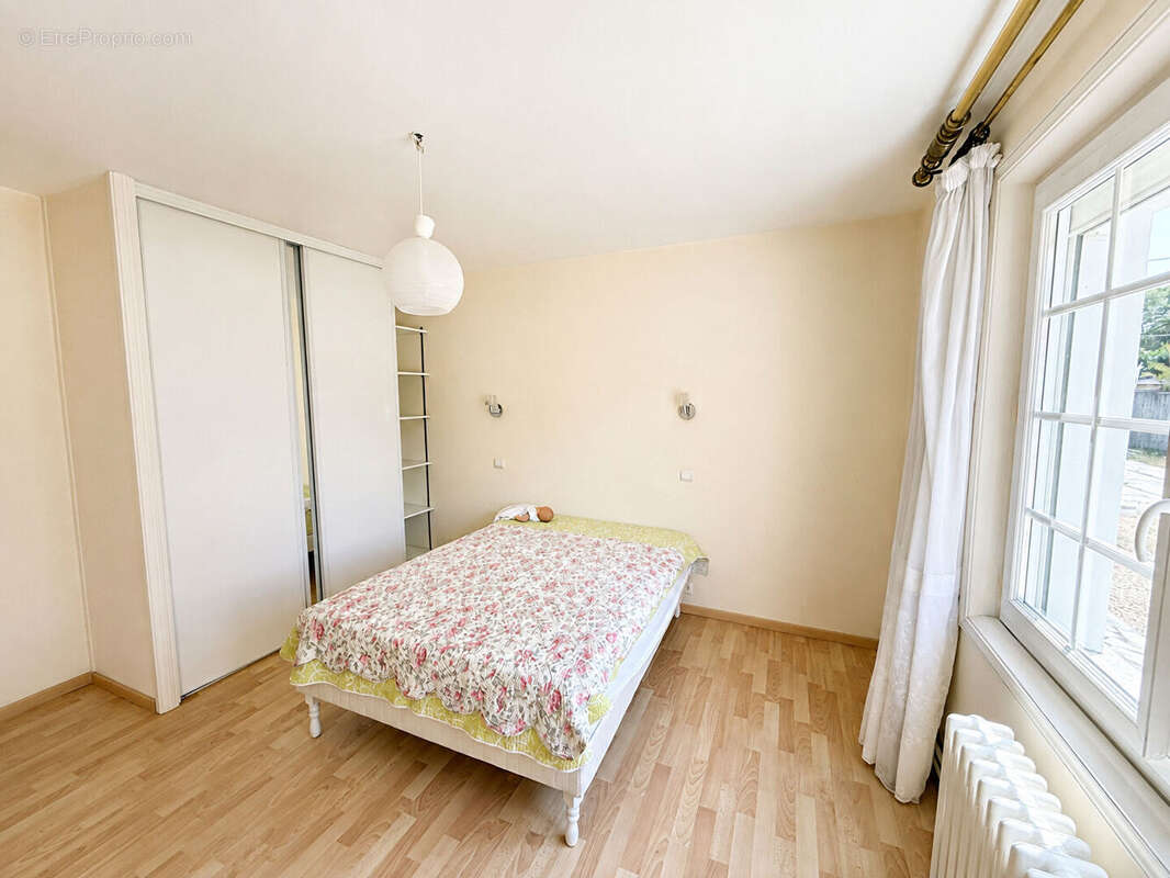 Maison Villenave D Ornon 8 pièce(s) 217 m2 - photo 9