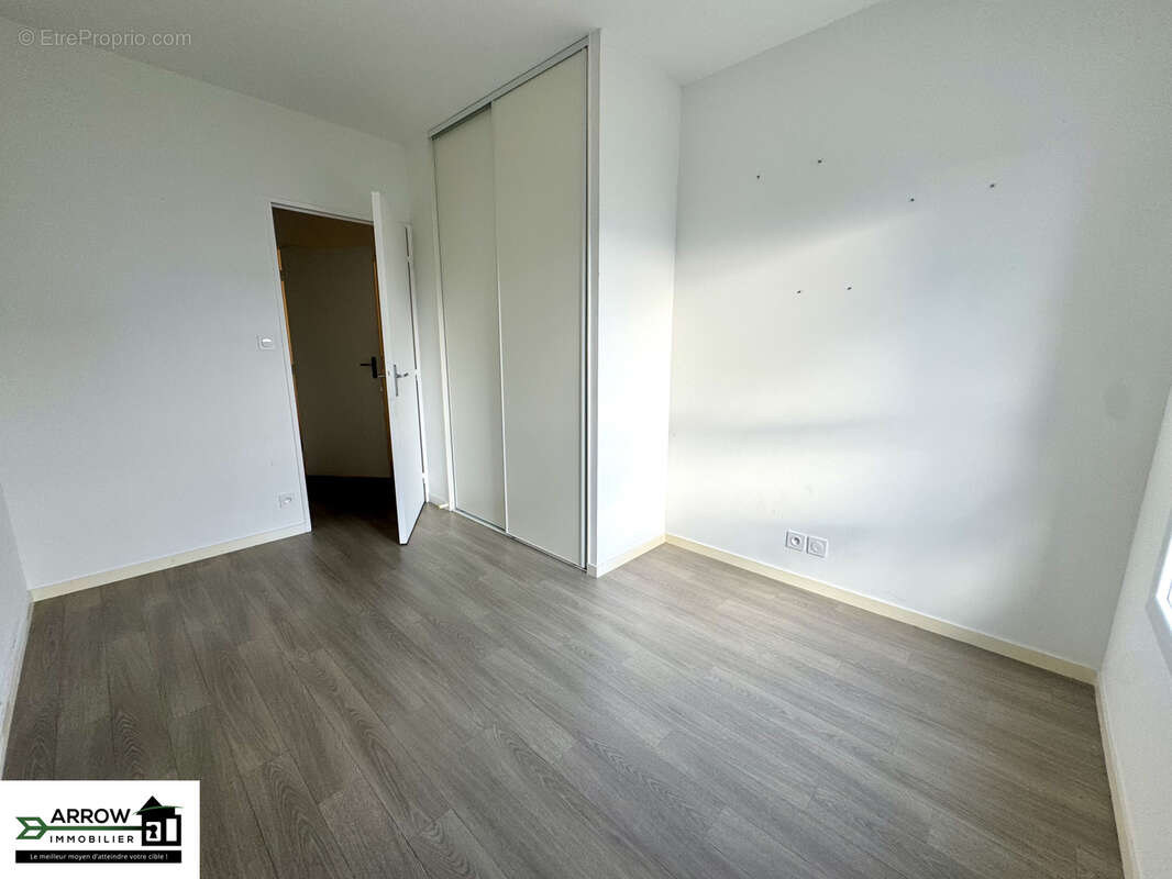 Appartement à ORGERES