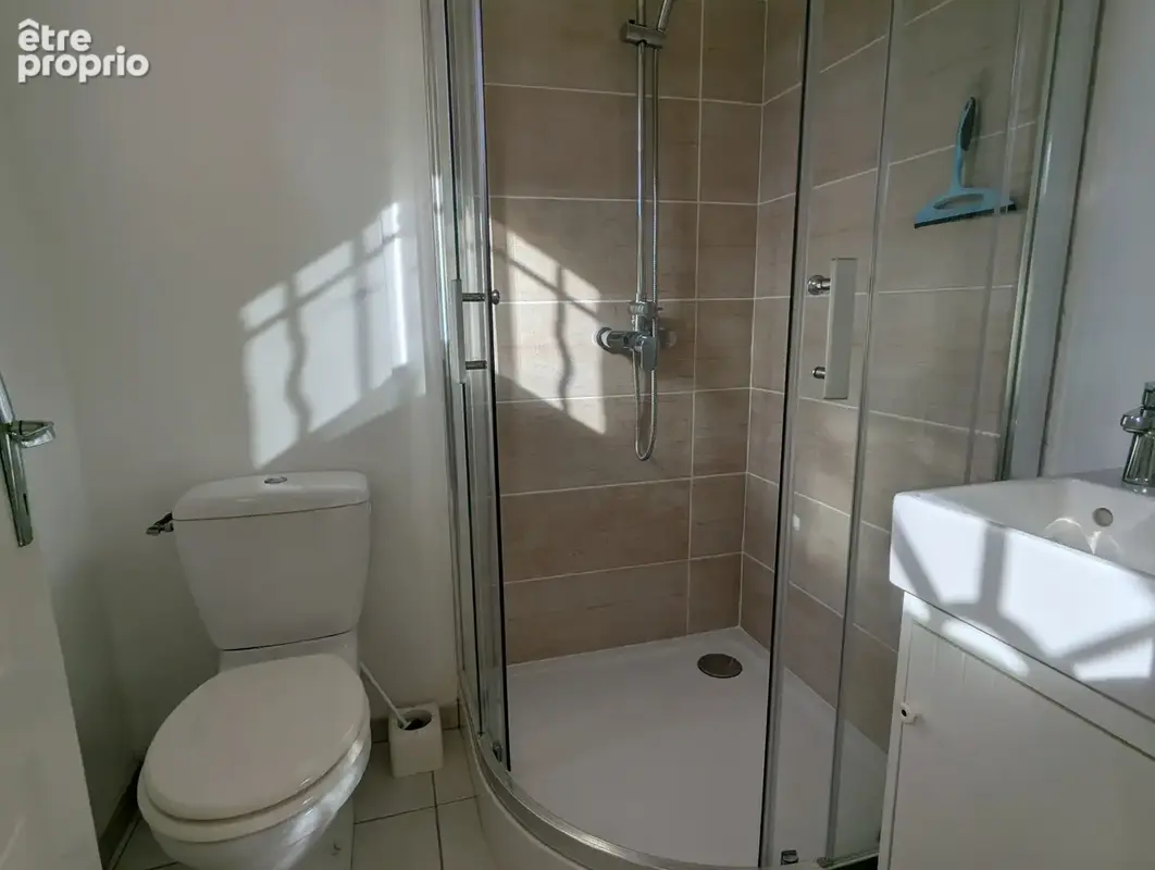 Propriété avec 3 logements indépendants sur 2 174 m2   Proche Narbonne - photo 8