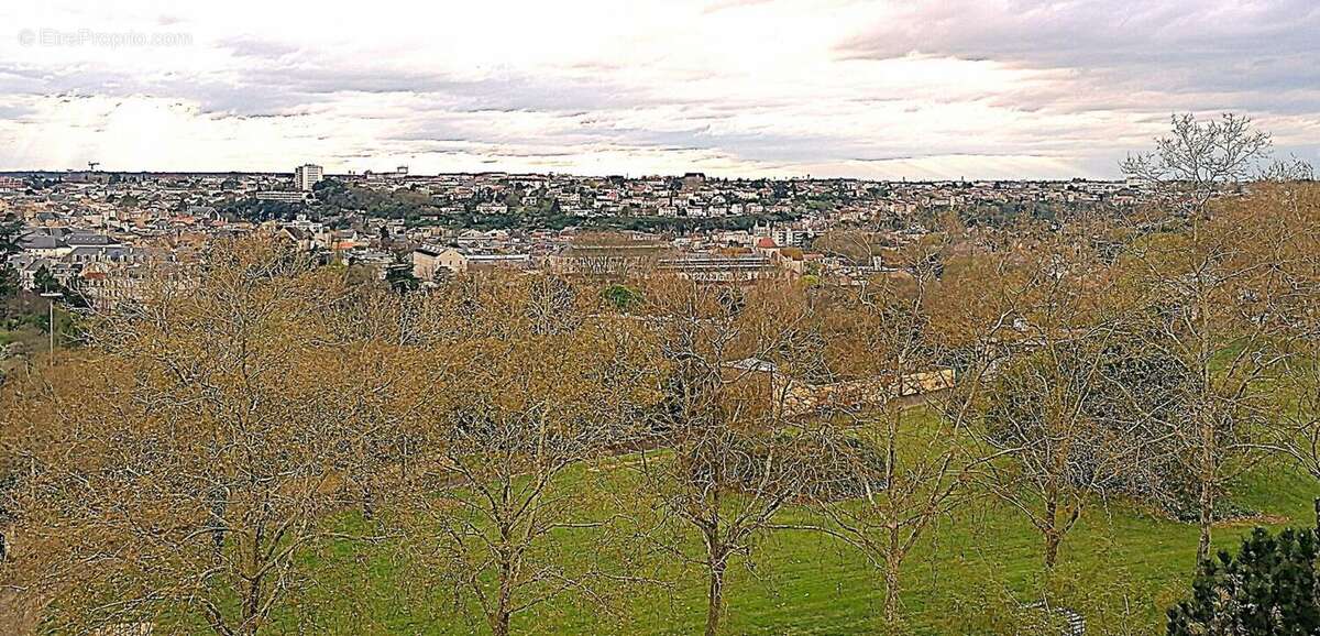 Appartement à POITIERS