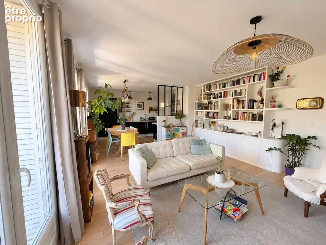 Magnifique Appartement au dernier étage, 4 chambres, Cheminée, balcon et parking - photo 7