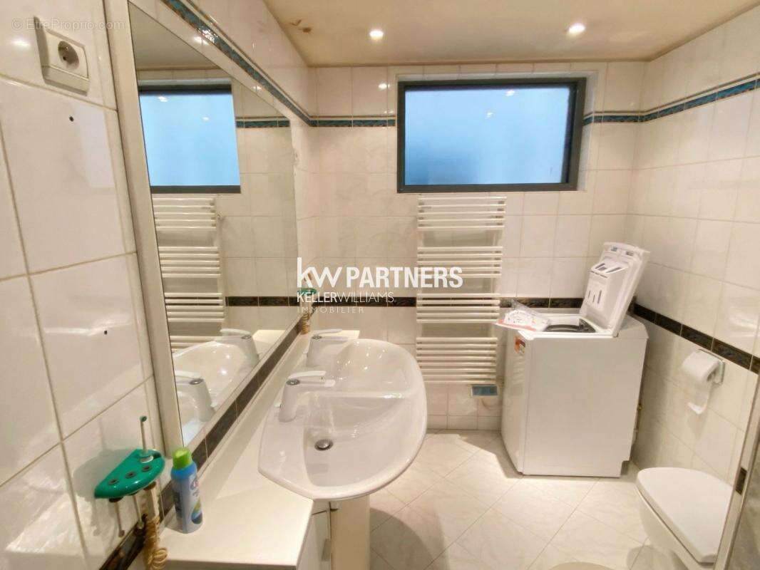 Appartement à PARIS