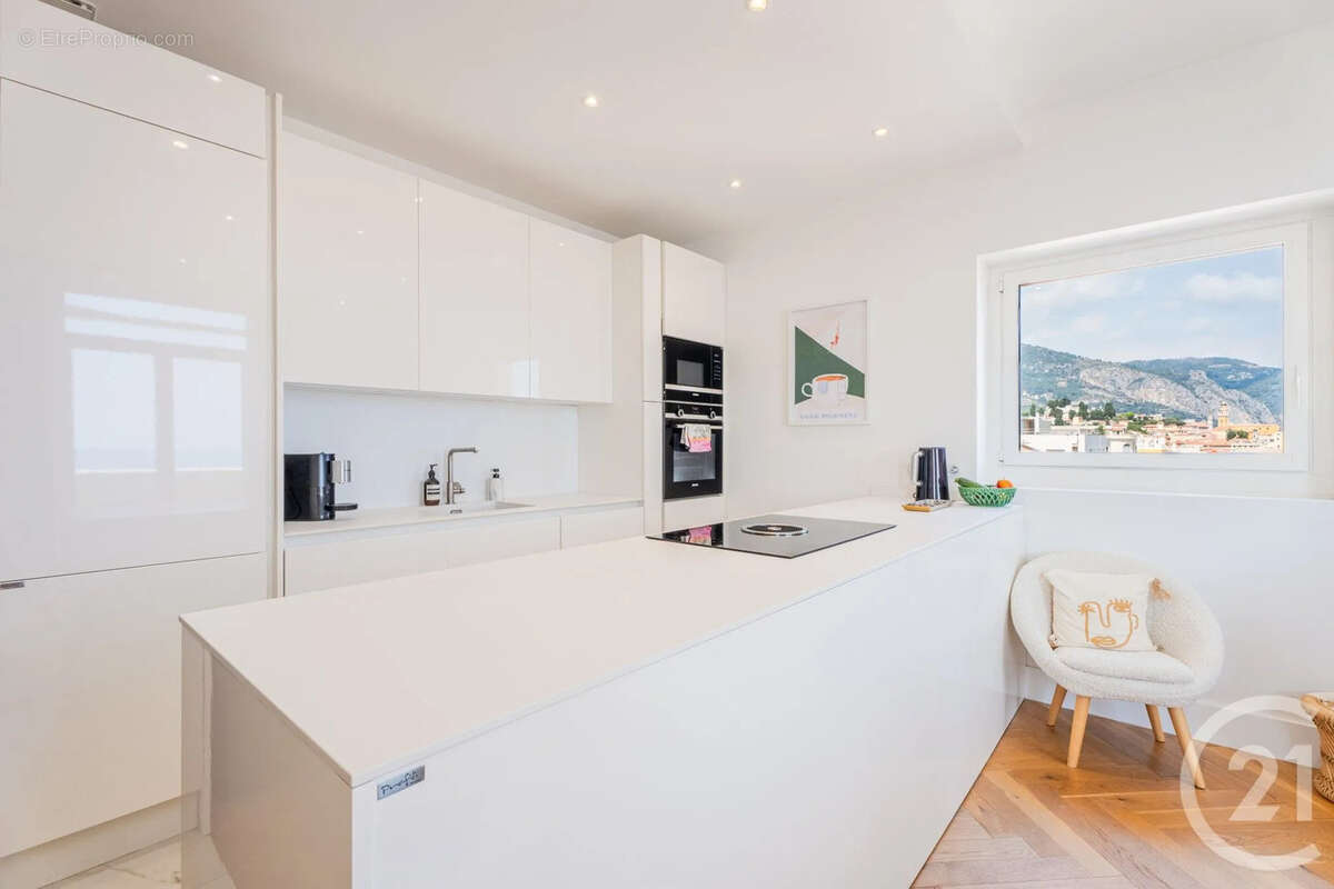 Appartement 87 m² à Menton  - photo 7