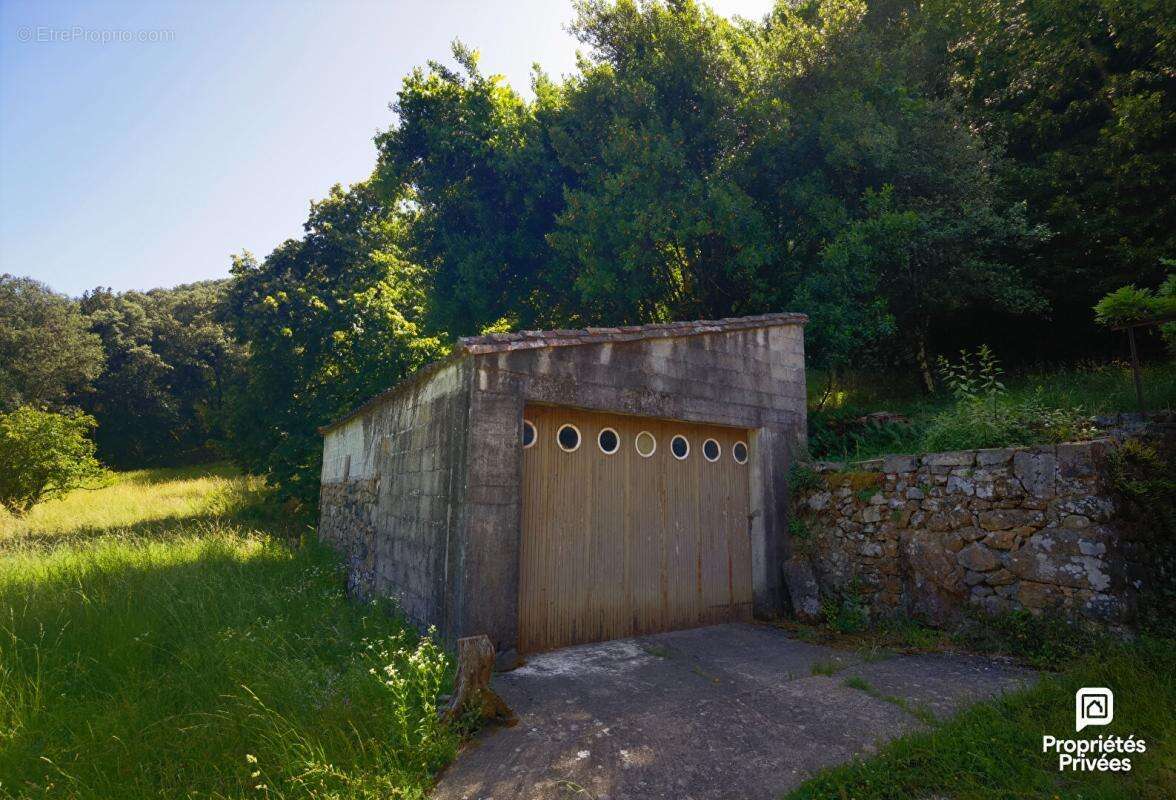Maison en pierre de 6 pièces pour 97 m2 sur Meyras - photo 13