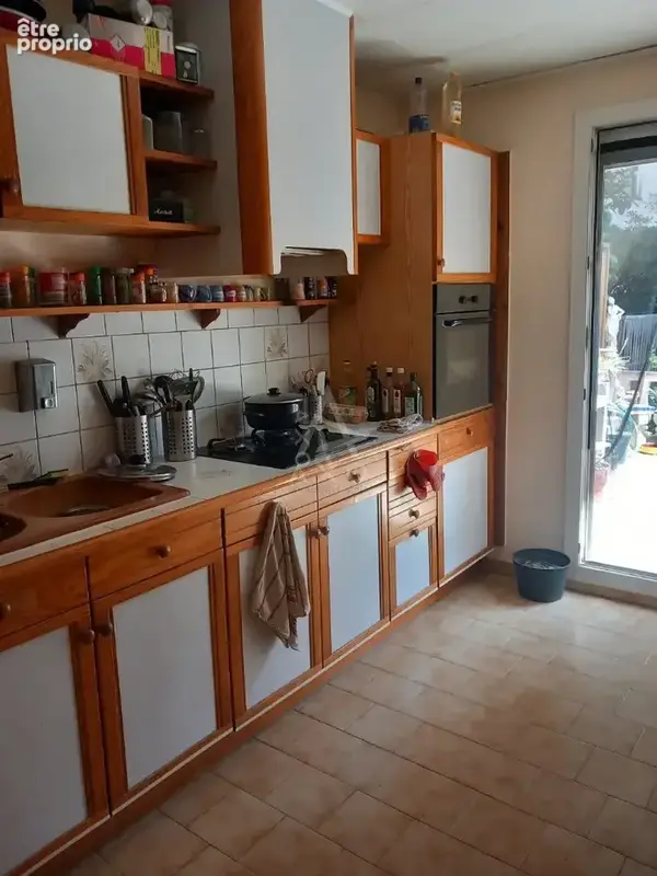 Maison T5 avec terrasse, jardin et garage - photo 7