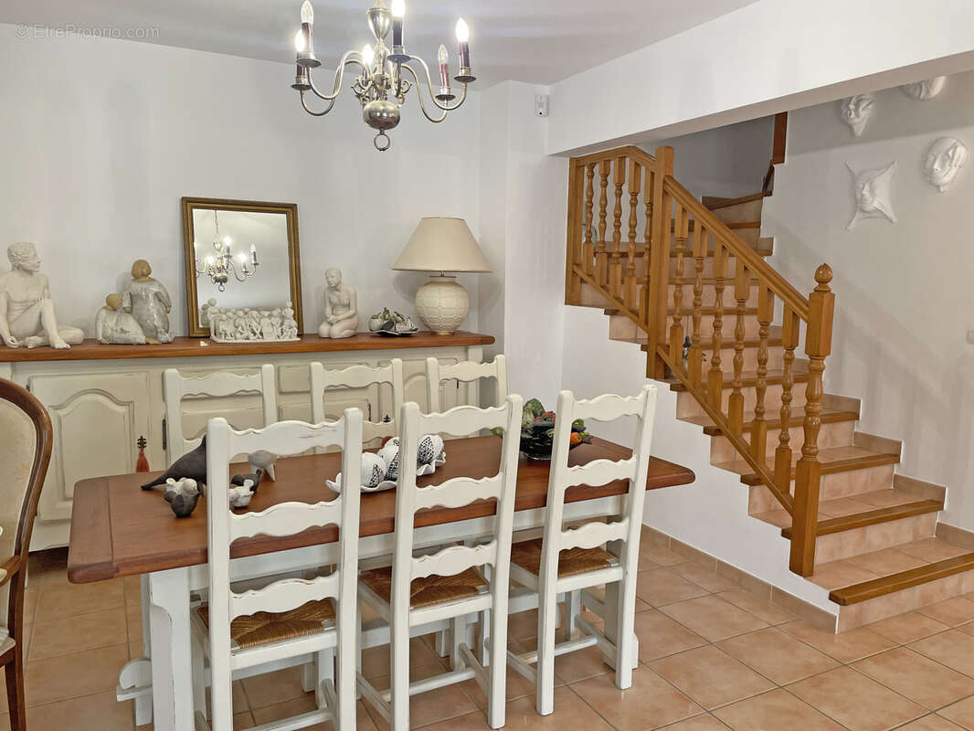 Maison à SERNHAC