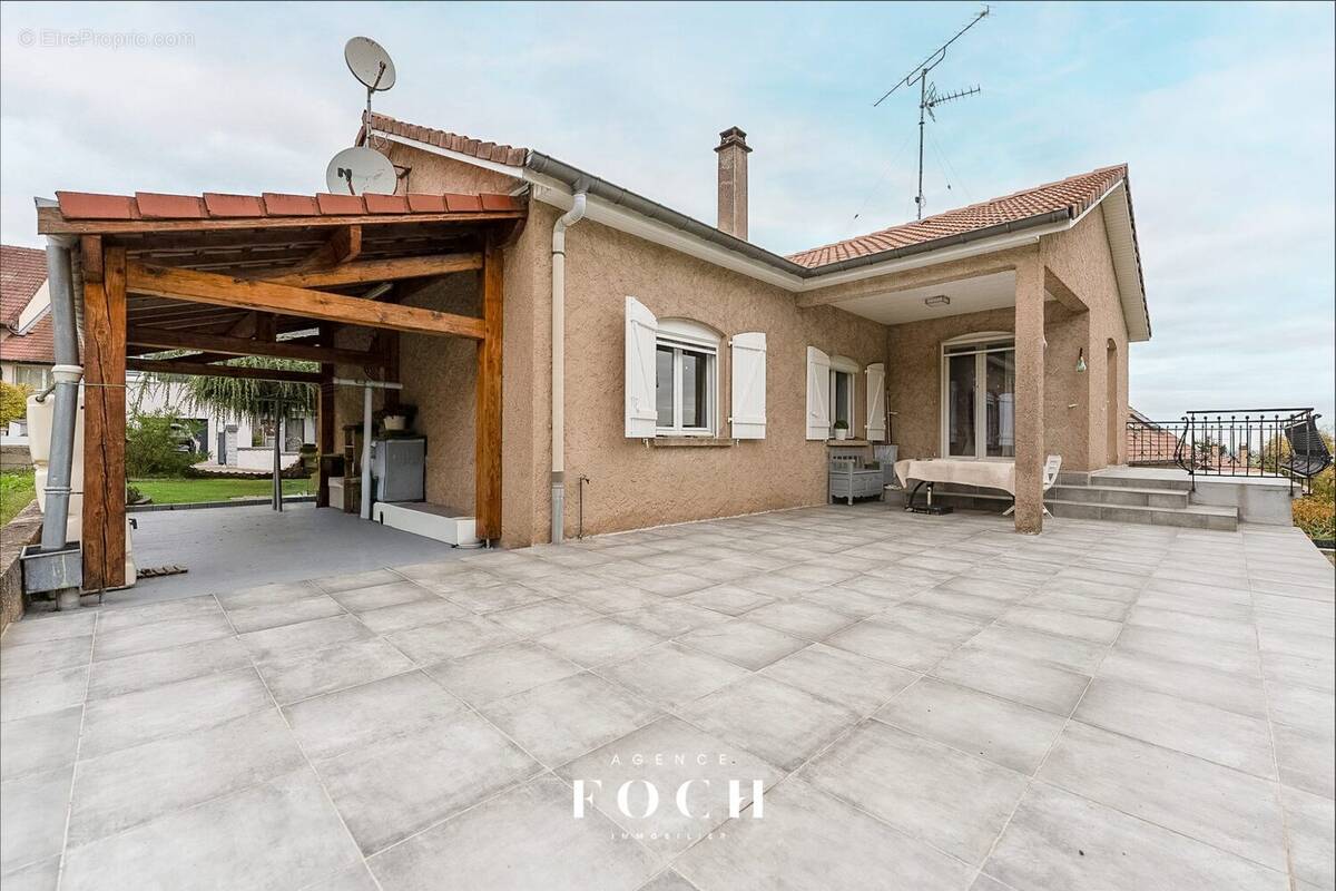 Maison à NORROY-LES-PONT-A-MOUSSON