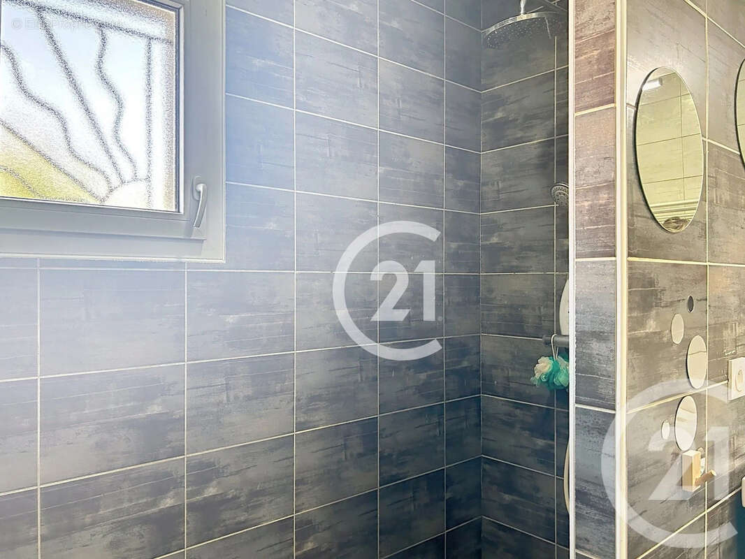 Maison 104 m² à Montescot  - photo 14