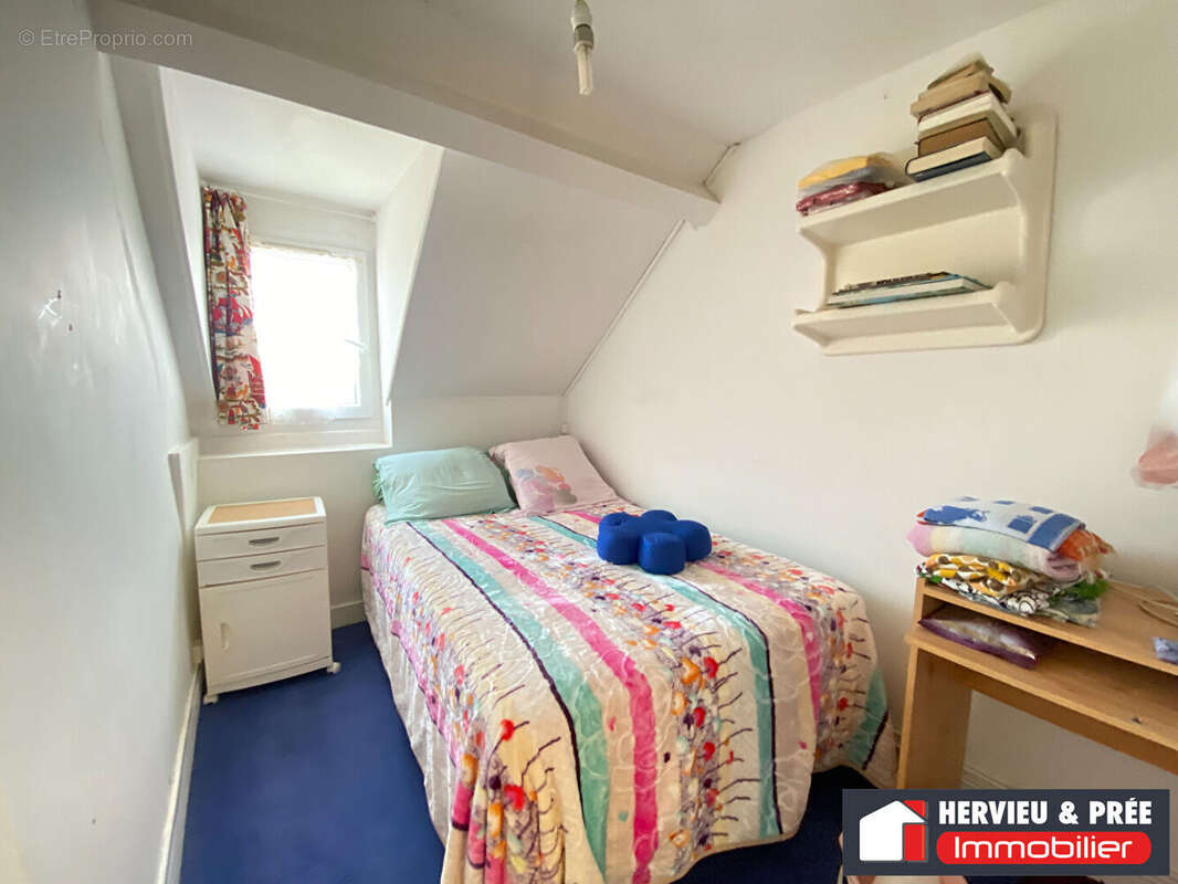 Maison à LUC-SUR-MER