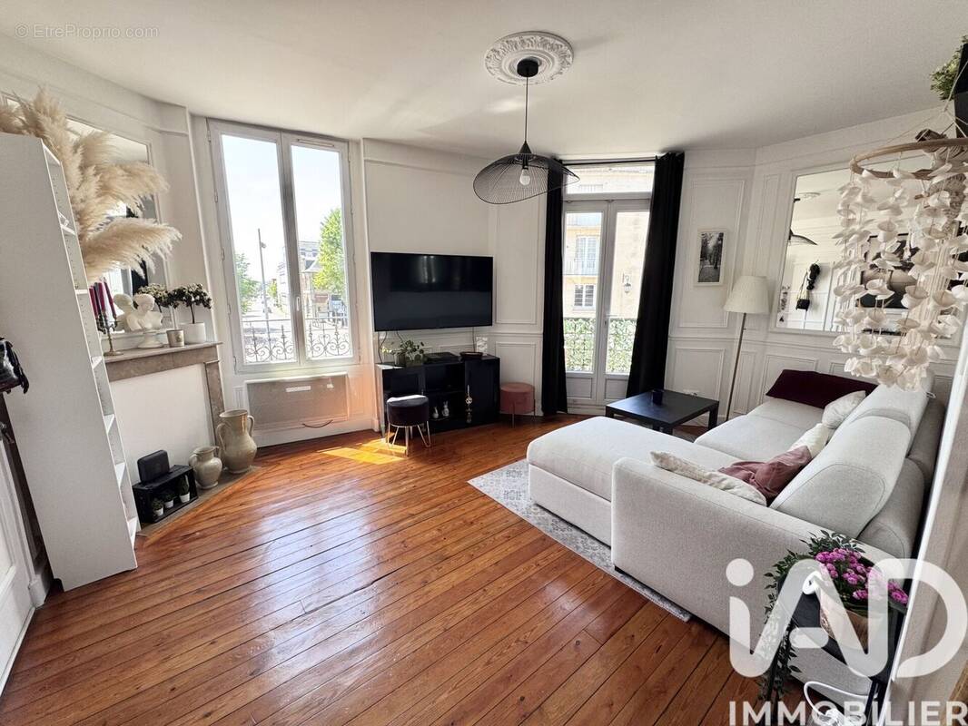 Photo 1 - Appartement à BEAUMONT-SUR-OISE