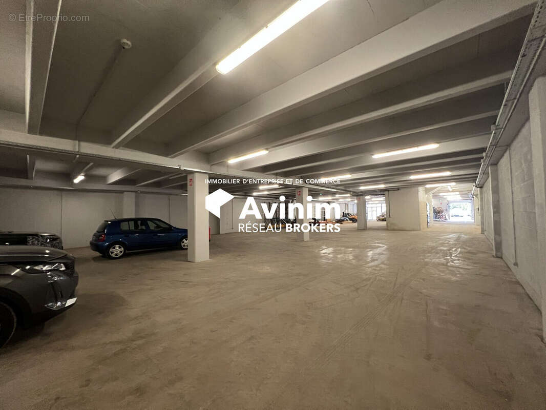 Commerce à PALAISEAU