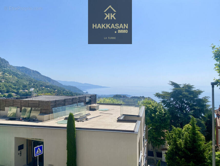 Appartement à LA TURBIE