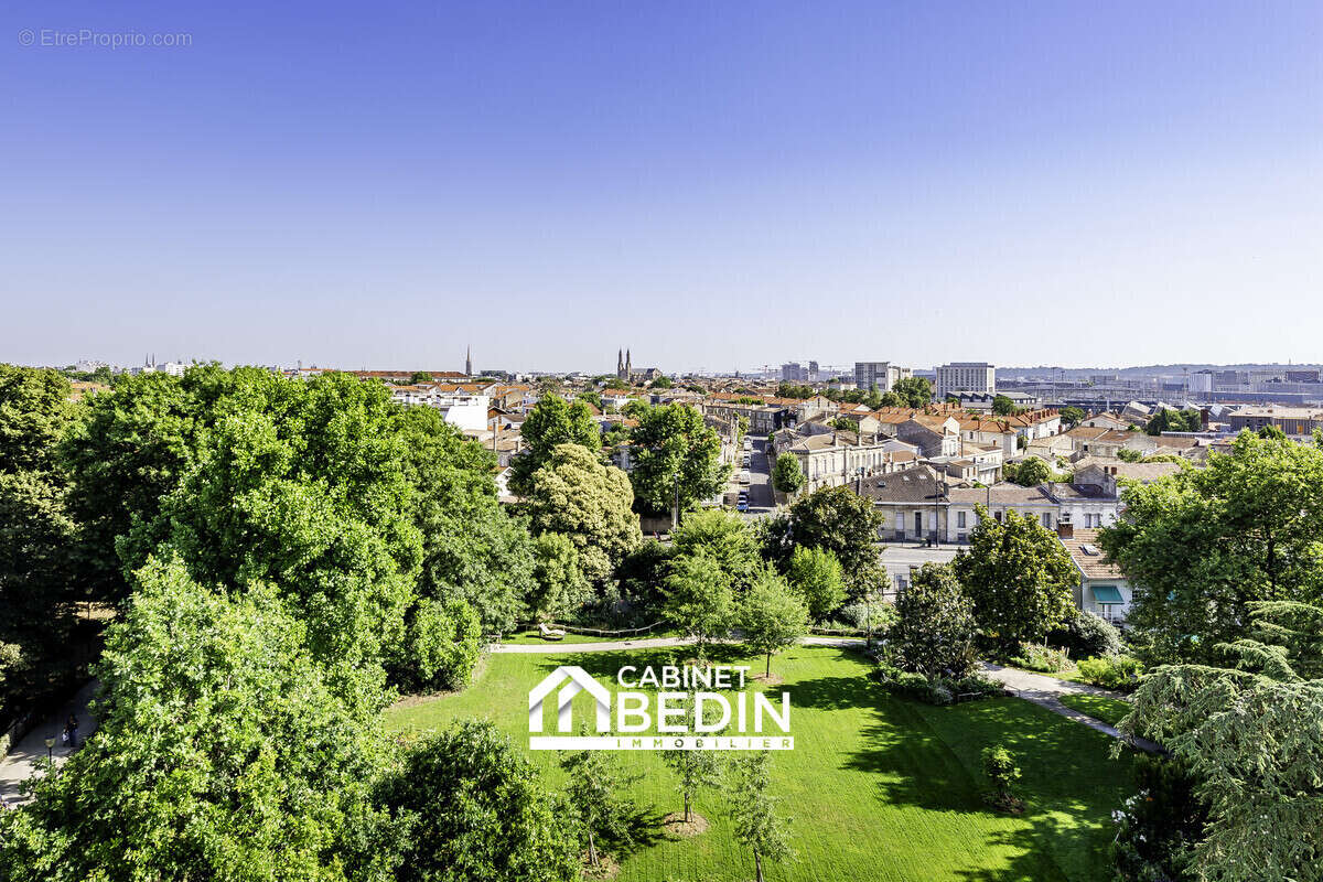 Appartement à BORDEAUX