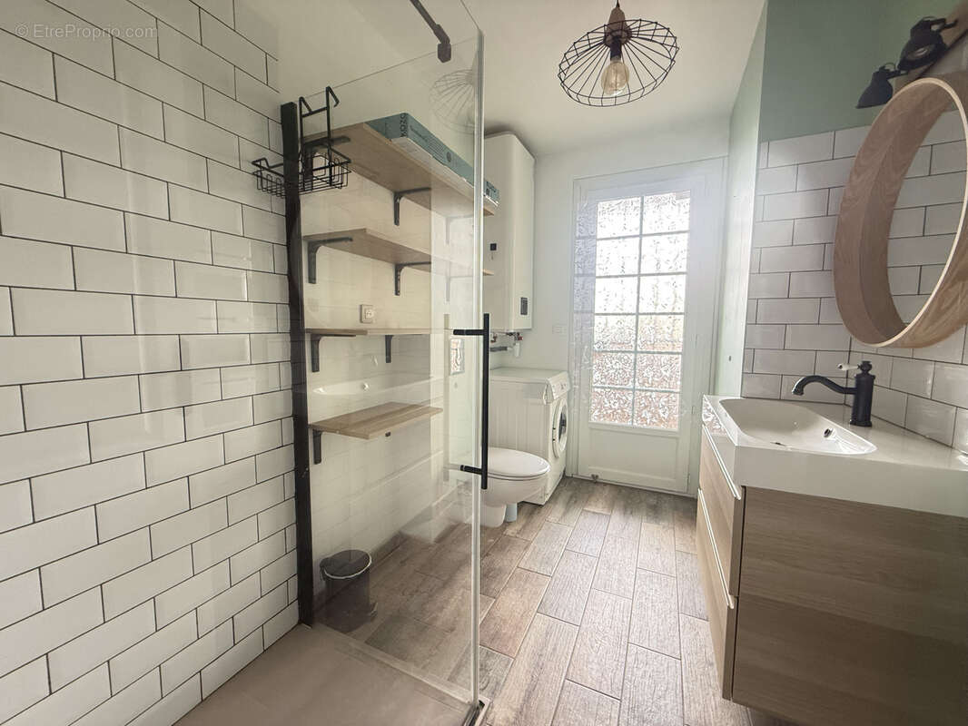 Appartement à SIX-FOURS-LES-PLAGES