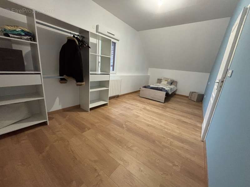 Maison à BURES-EN-BRAY