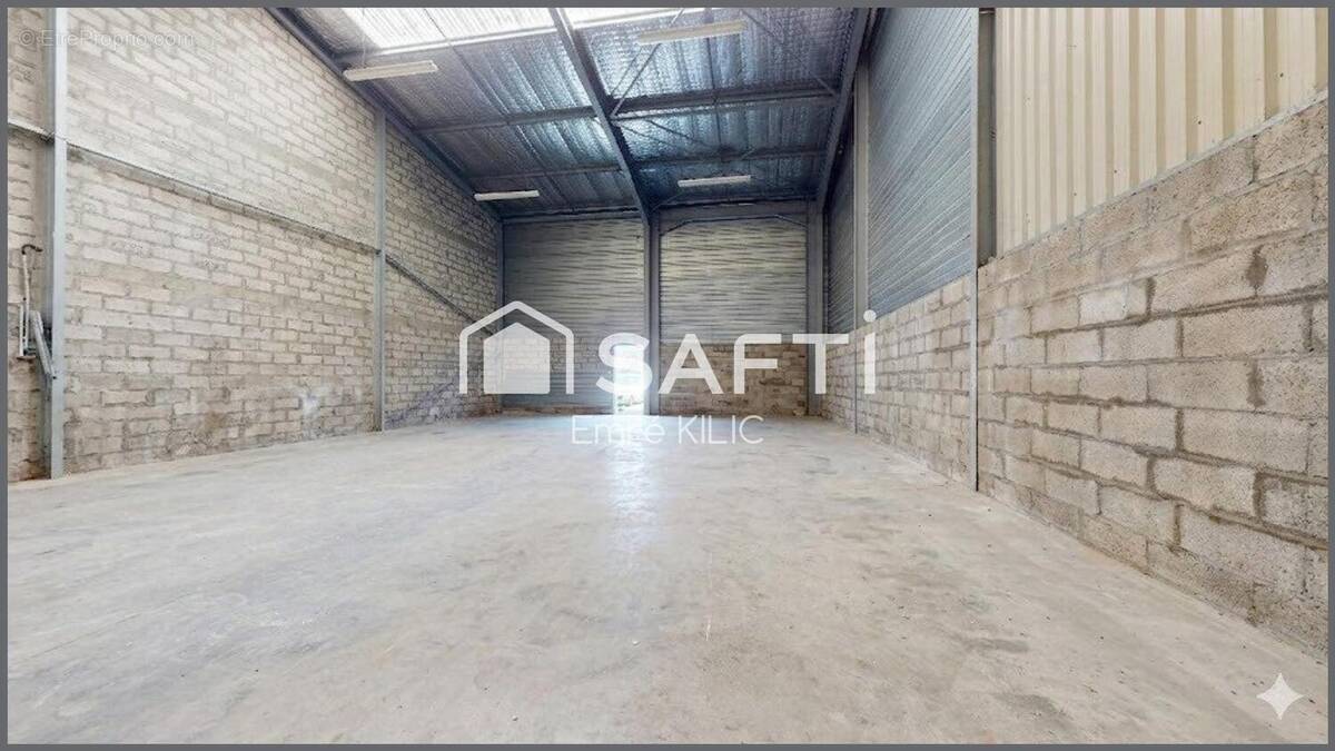 Photo 1 - Commerce à SAINT-JEAN-D'ILLAC