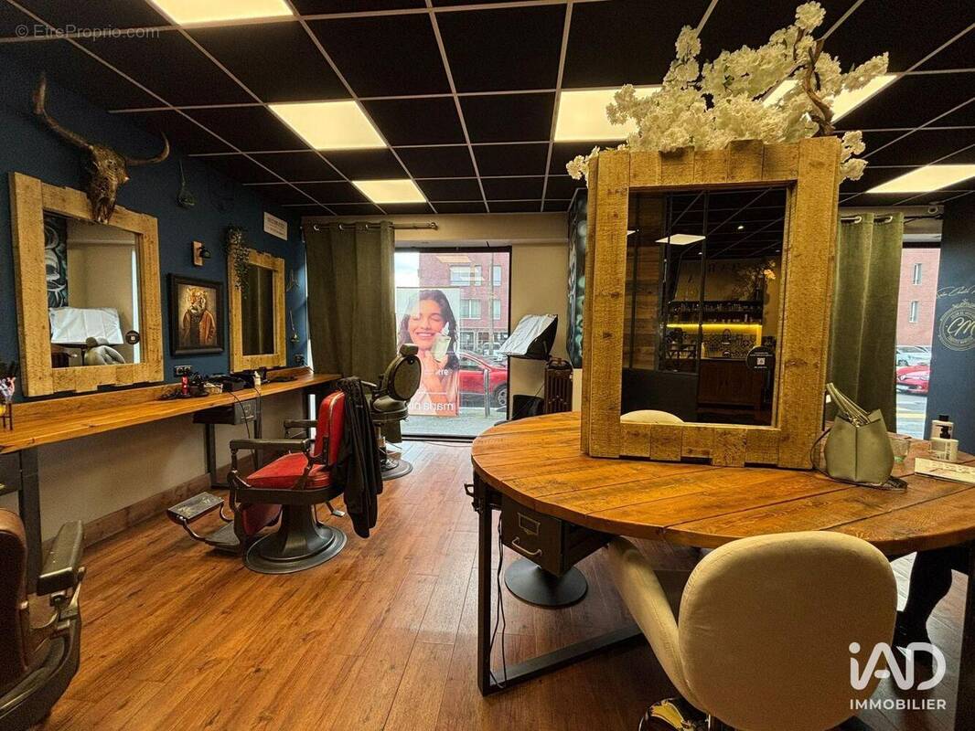 Photo 1 - Commerce à LE MANS