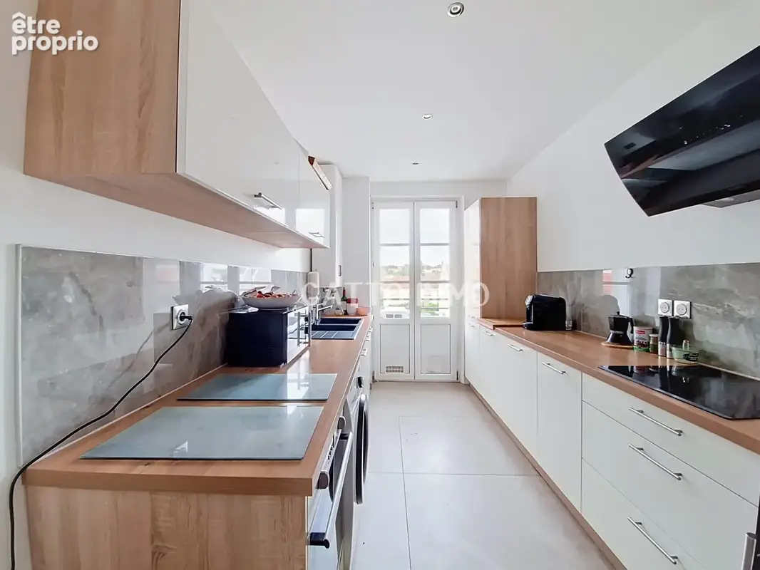 Appartement de 73m2  avec garage. - photo 3