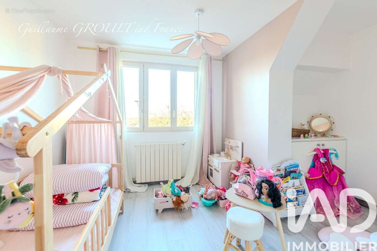 Photo 7 - Maison à VILLECRESNES