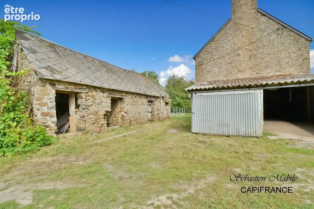 Ancien corps de ferme en pierre à vendre avec plusieurs bâtiments à Pleine-Fougères (35) en Bretagne en Baie du Mont Saint Miche - photo 28