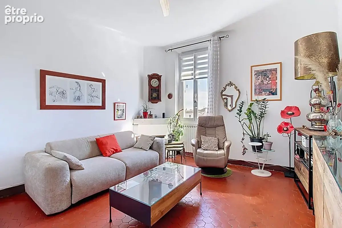 À VENDRE EN EXCLUSIVITÉ à DRAGUIGNAN Appartement 114 m² en dernier étage 3/4 chambres - photo 3