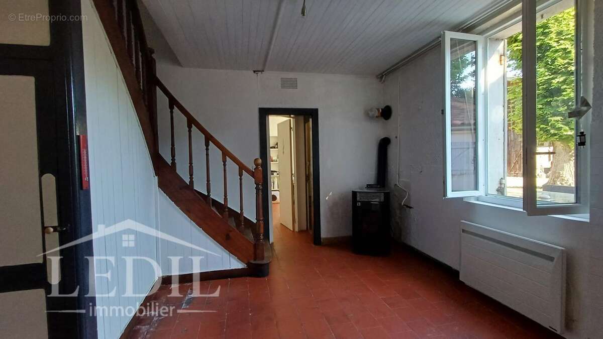 Maison à SAINT-SYMPHORIEN