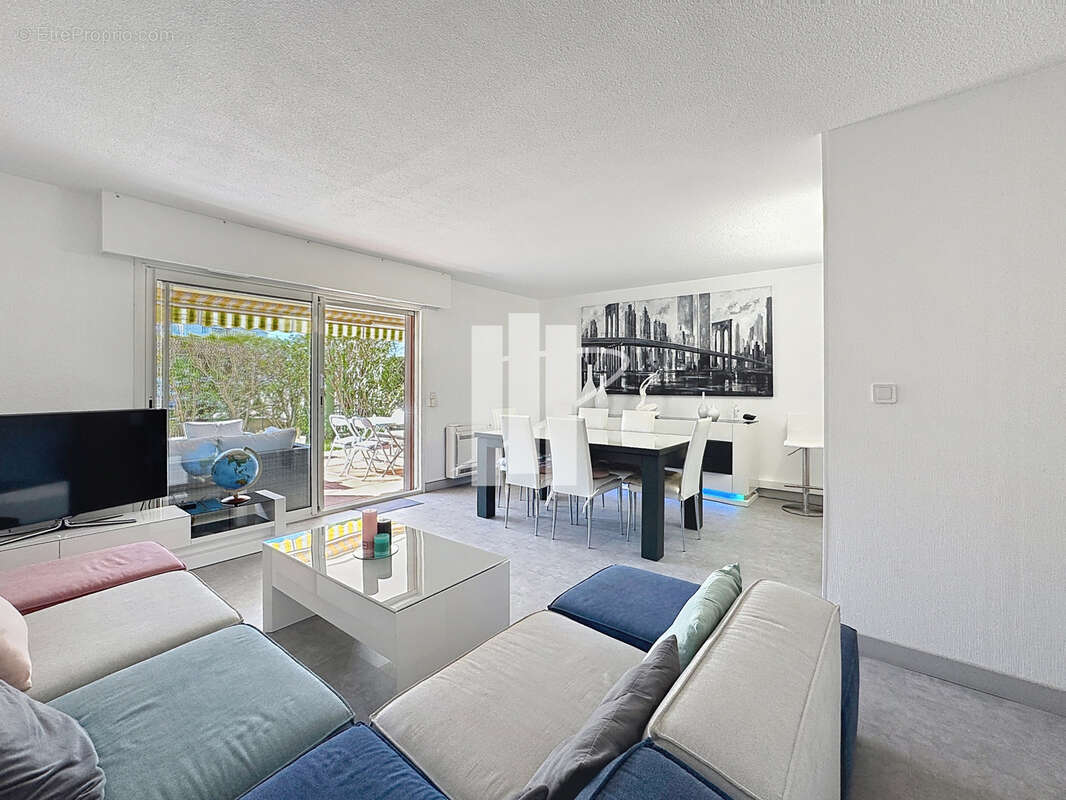 Appartement à SAINT-RAPHAEL