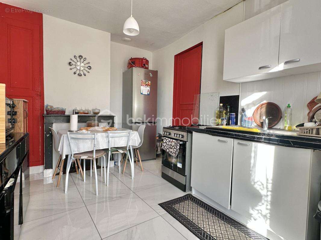 Appartement à VILLENEUVE-SUR-YONNE