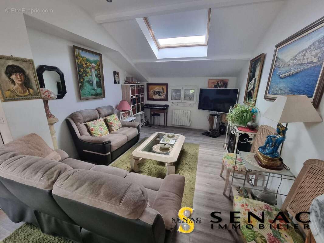 Commerce à SAINT-LEU-LA-FORET