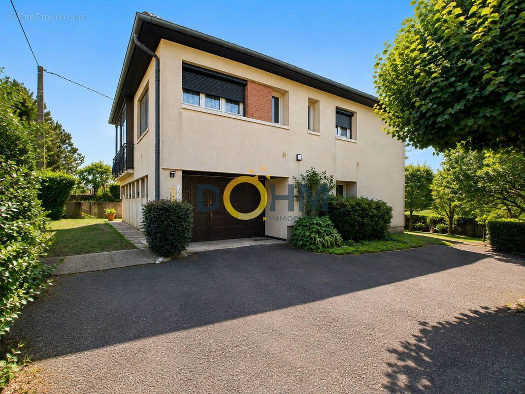 Maison à COUBON