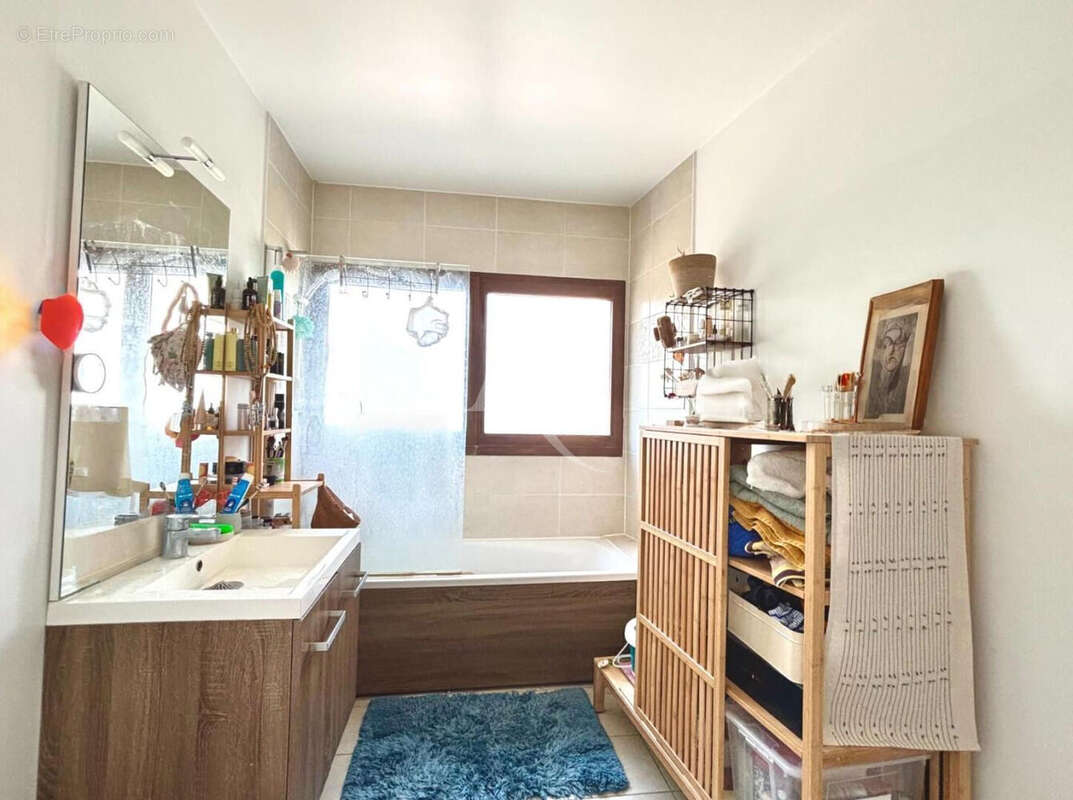 Appartement à IVRY-SUR-SEINE