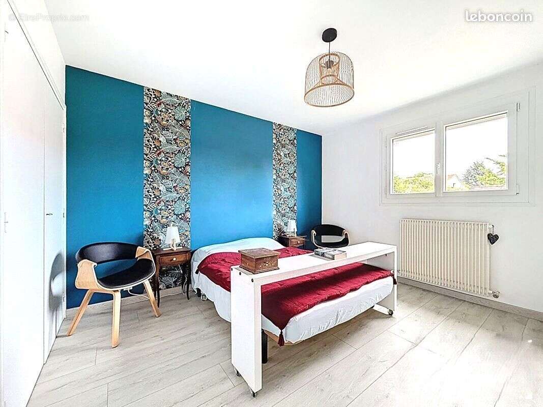 Maison à CASTELGINEST