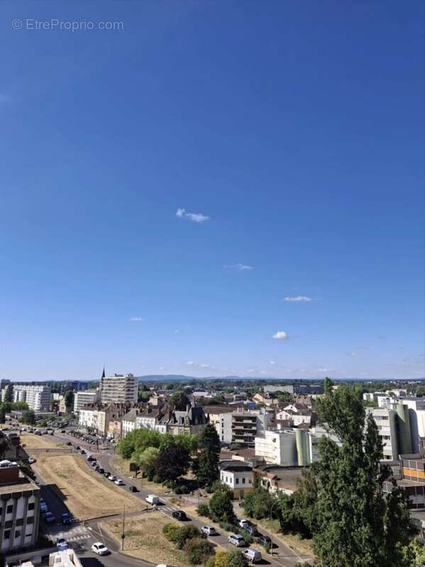 Bel appartement 3 pièces avec balcon, cave et stationnement - photo 10