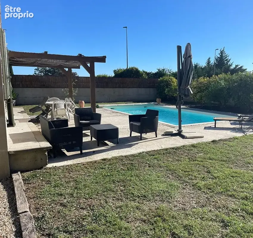 Maison 120m² à saint-saturnin-lès-avignon - photo 1