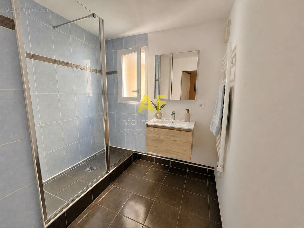 Appartement à SAINT-RAPHAEL