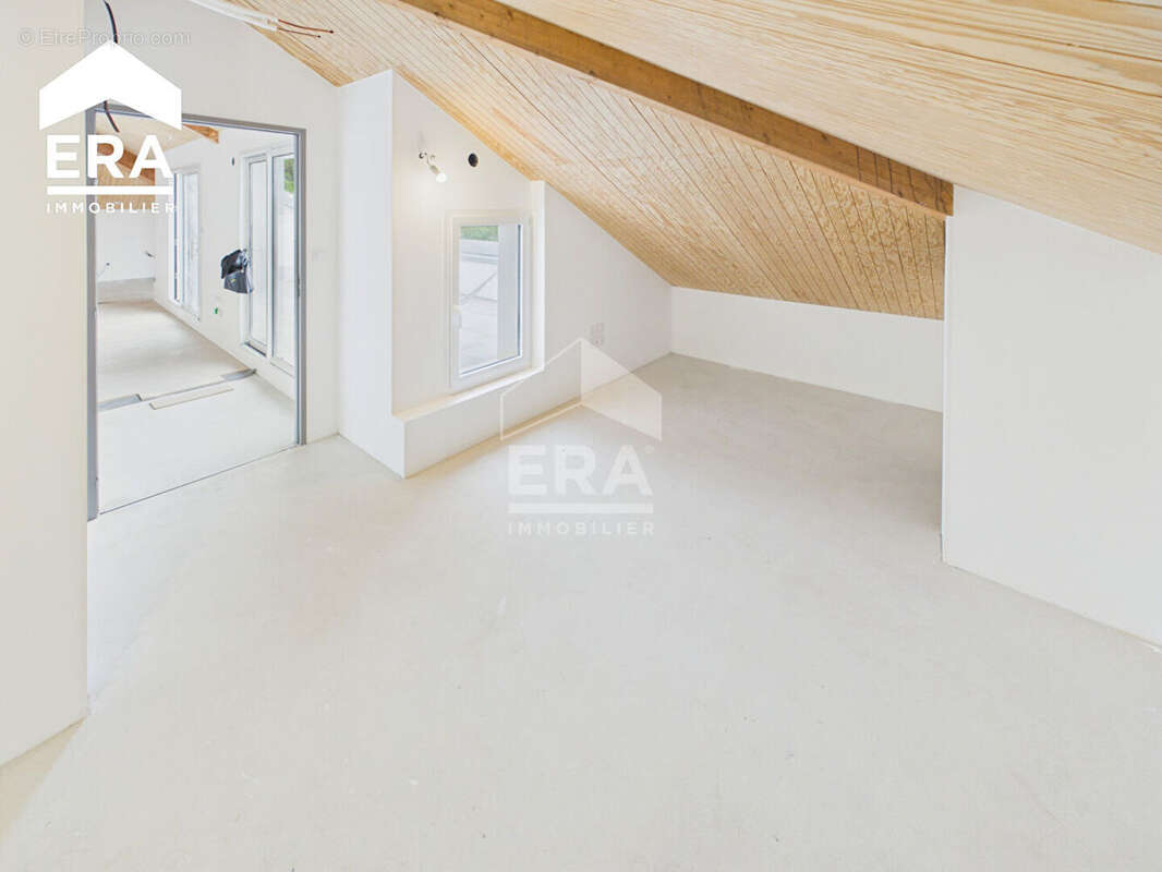 Appartement à BARAQUEVILLE