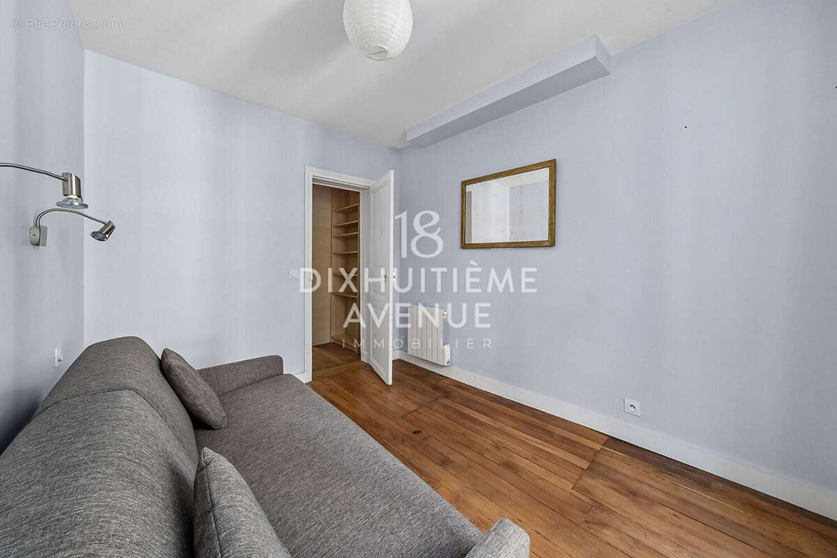 Appartement à PARIS-18E